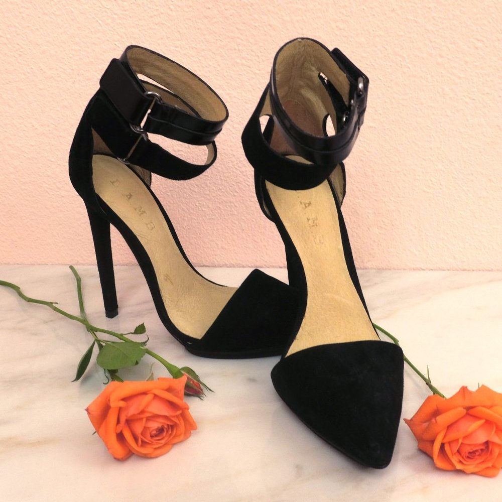 New L.A.M.B. Black Suede Heel Size 5